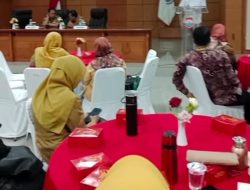 FGD Disdik Cimahi Tekankan Disiplin Waktu dan Pemerataan Akses Pendidikan